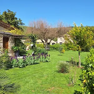 Chez Dom&albert Hébergement de vacances Saint-Cézaire-sur-Siagne